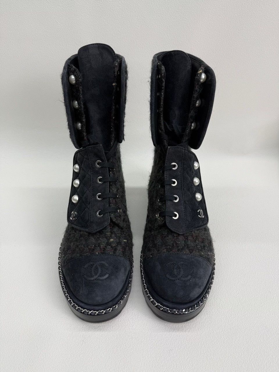 Chanel Chanel Boots us_8-5 Women Size US 8.5 / IT 38.5 - 2 Thumbnail
