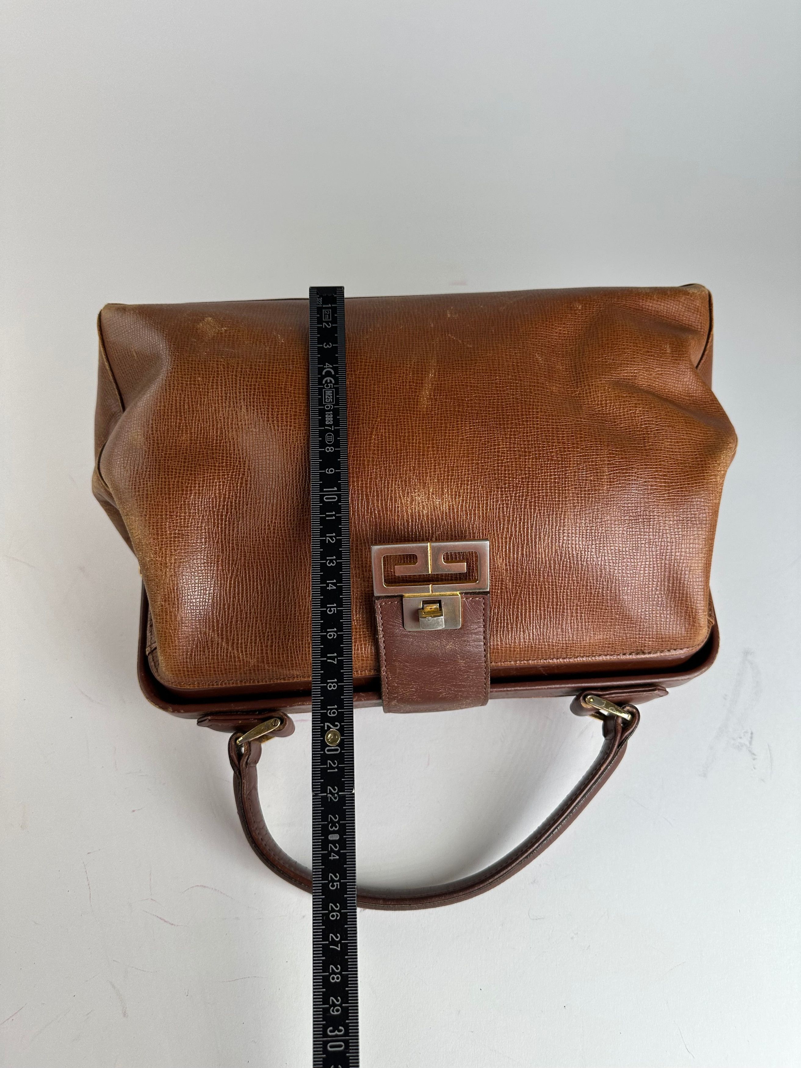 Givenchy Vintage GV3 Leather Handbag Brown Size ONE SIZE - 9 Thumbnail