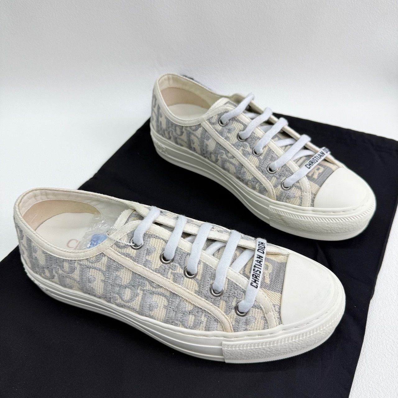 Dior Dior Retro Gray Lowtop Sneakers us_6 Women Size US 6 / IT 36 - 3 Thumbnail