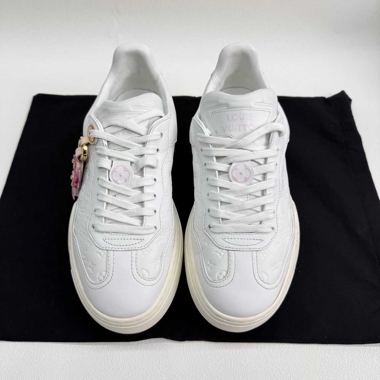 Louis Vuitton Louis Vuitton Leather Pink Lowtop Sneakers us_6-5 Women Size US 6.5 / IT 36.5 - 2 Thumbnail