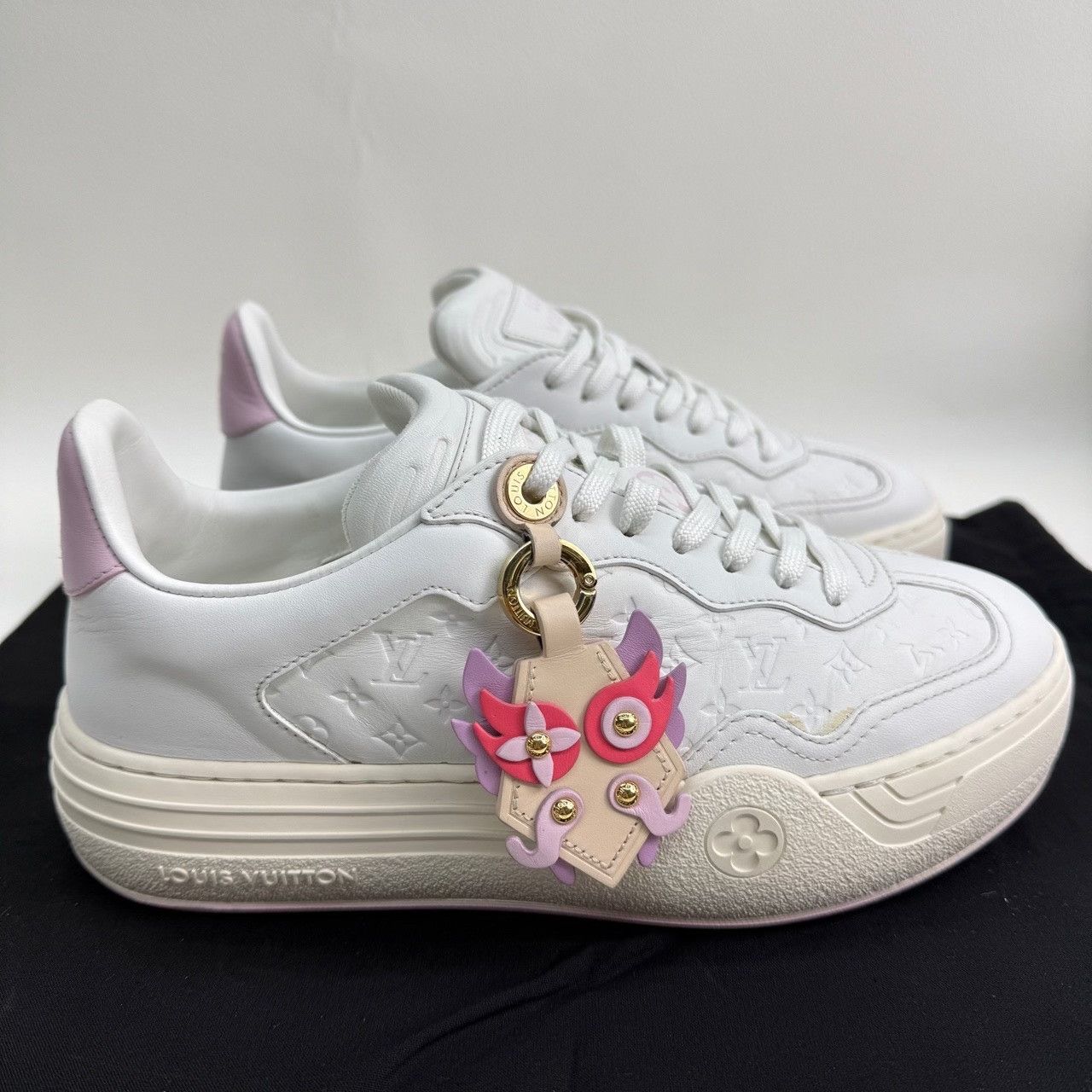 Louis Vuitton Louis Vuitton Leather Pink Lowtop Sneakers us_6-5 Women Size US 6.5 / IT 36.5 - 3 Thumbnail