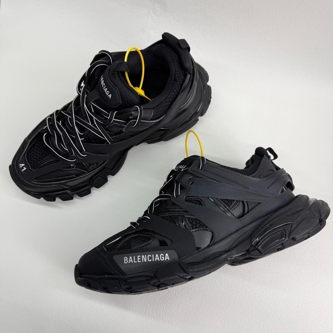 Balenciaga Balenciaga Black Lowtop Sneakers 8.5 Men Size US 8.5 / EU 41-42 - 8 Thumbnail