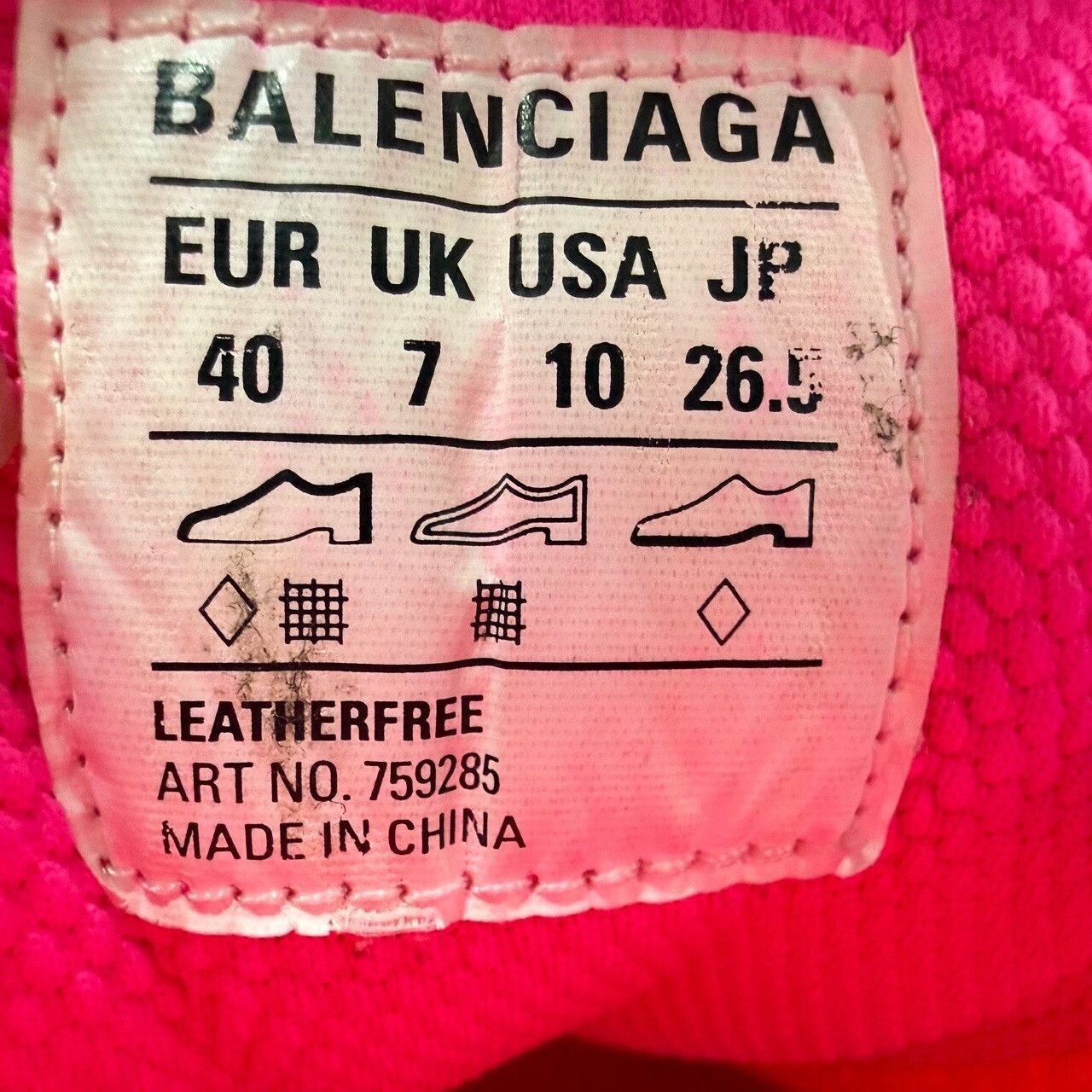 Balenciaga Balenciaga Polyester Red Lowtop Sneakers us_9 Women Size US 9 / IT 39 - 6 Thumbnail