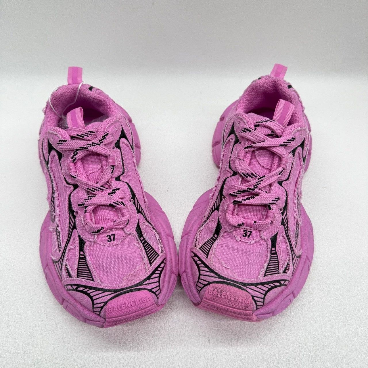 Balenciaga Balenciaga Pink Lowtop Sneakers us_6-5 Women Size US 6.5 / IT 36.5 - 9 Thumbnail