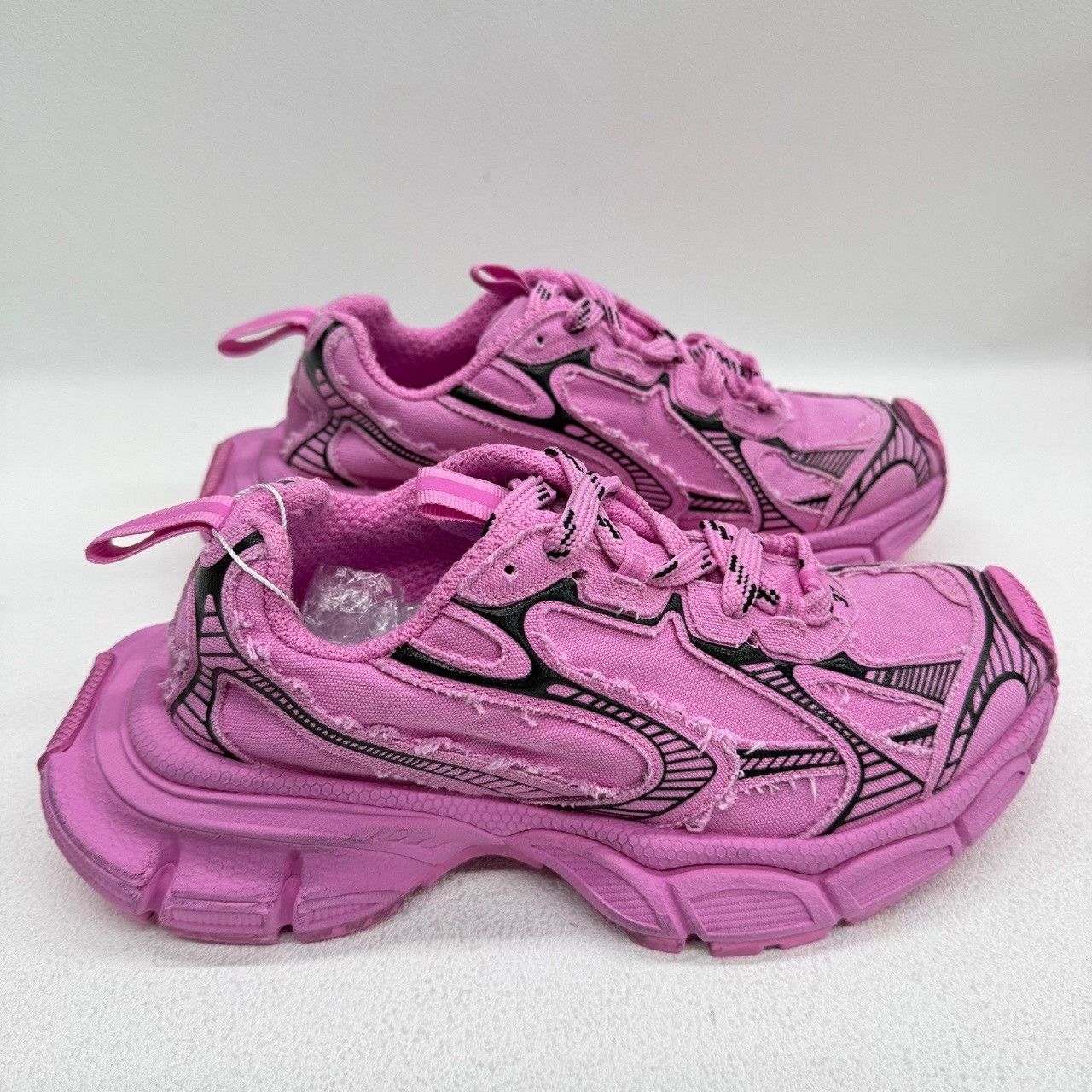 Balenciaga Balenciaga Pink Lowtop Sneakers us_6-5 Women Size US 6.5 / IT 36.5 - 4 Thumbnail