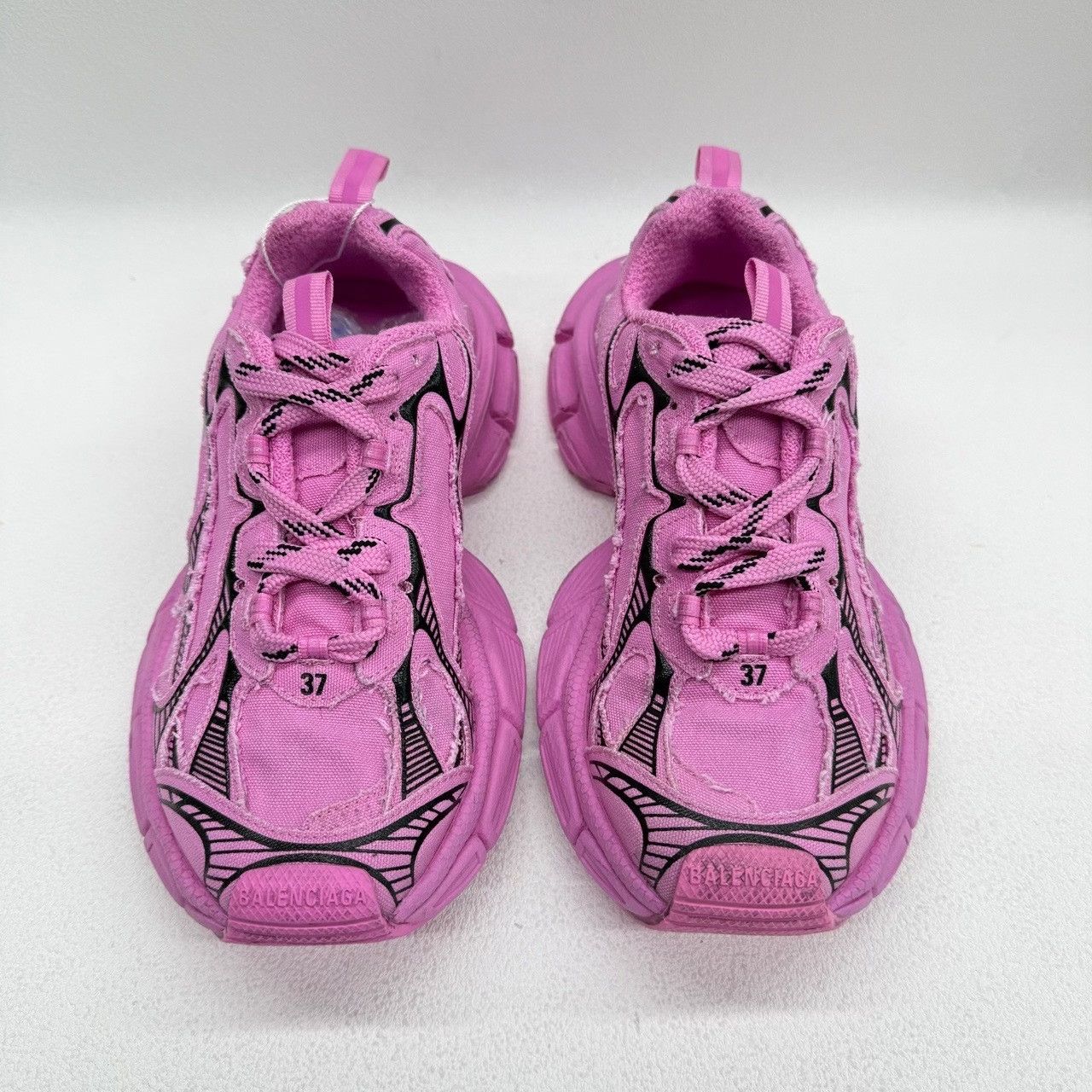 Balenciaga Balenciaga Pink Lowtop Sneakers us_6-5 Women Size US 6.5 / IT 36.5 - 2 Thumbnail