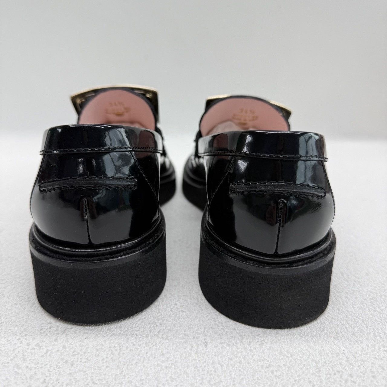 Roger Vivier Roger Vivier Retro Black Lowtop Sneakers us_4 Women Size US 4 / IT 34 - 6 Thumbnail