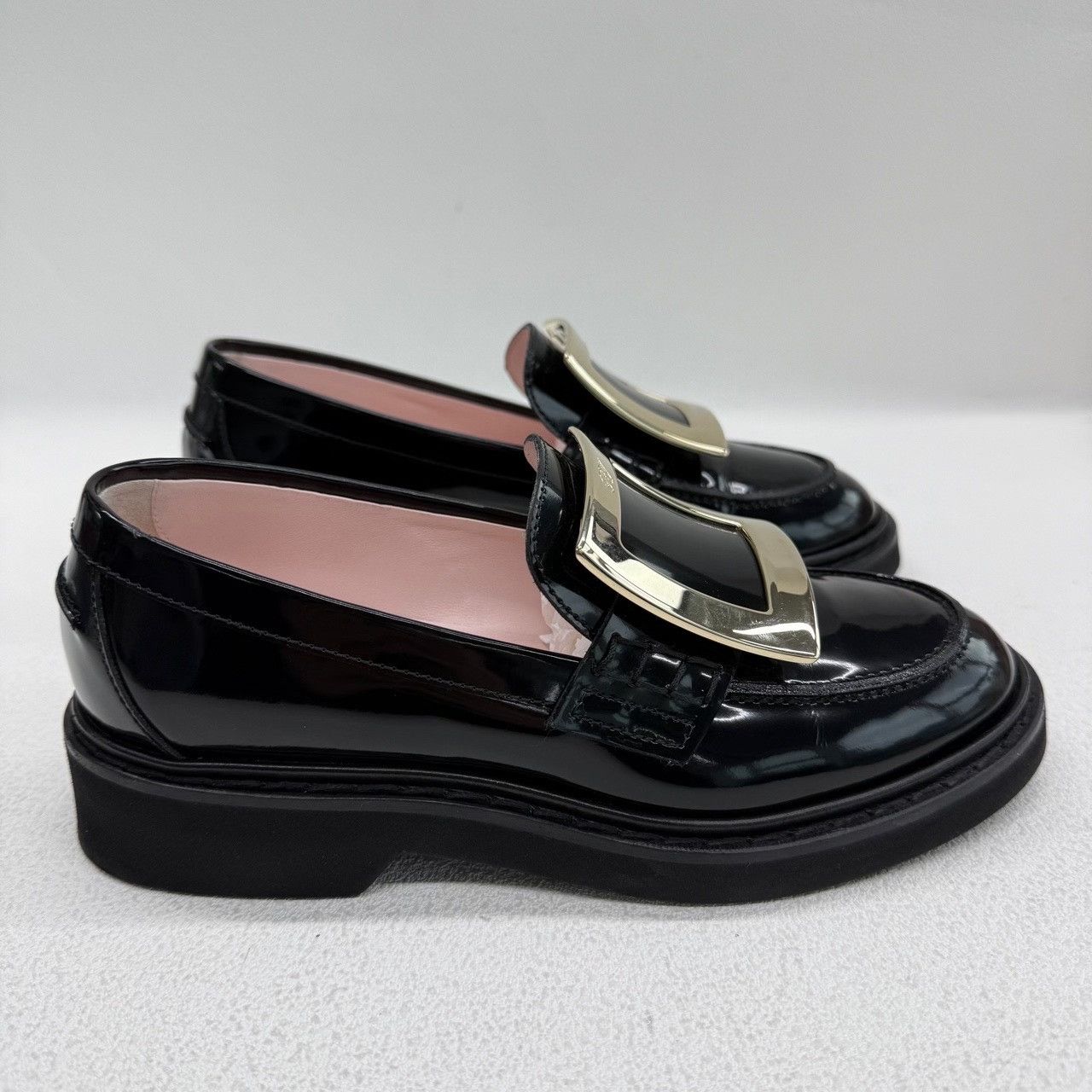 Roger Vivier Roger Vivier Retro Black Lowtop Sneakers us_4 Women Size US 4 / IT 34 - 4 Thumbnail