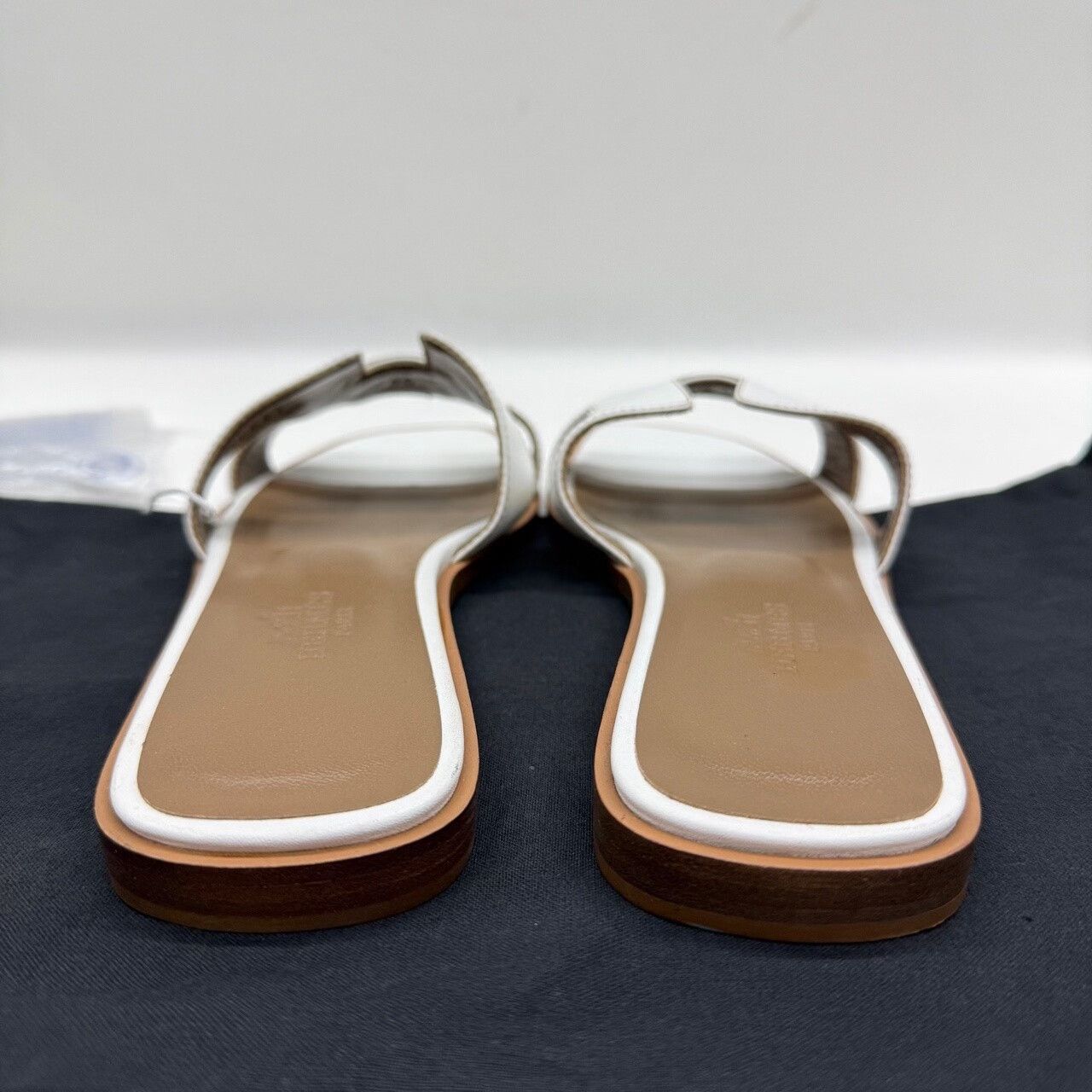 Hermes Hermes White Sandals us_4 Women Size US 4 / IT 34 - 5 Thumbnail