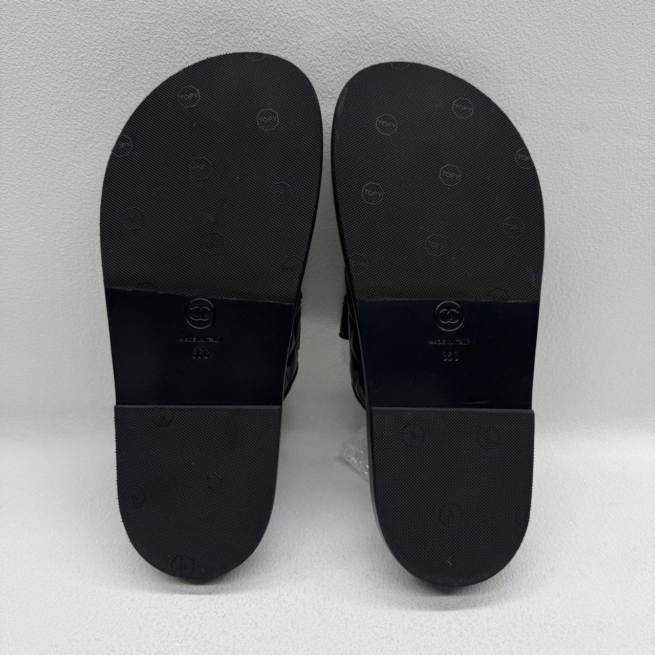 Chanel Chanel Retro Black Sandals us_6 Women Size US 6 / IT 36 - 7 Thumbnail