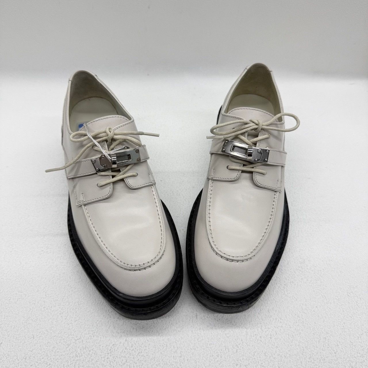 Hermes Hermes Leather White Lowtop Sneakers us_6-5 Women Size US 6.5 / IT 36.5 - 8 Thumbnail