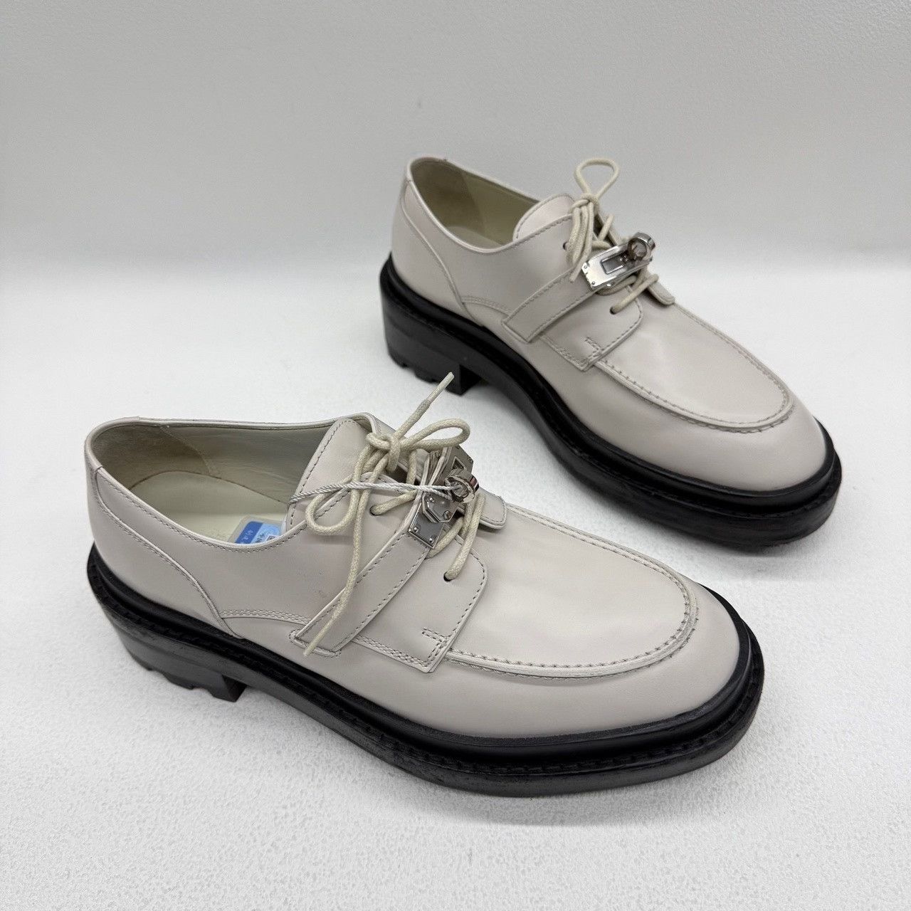 Hermes Hermes Leather White Lowtop Sneakers us_6-5 Women Size US 6.5 / IT 36.5 - 3 Thumbnail
