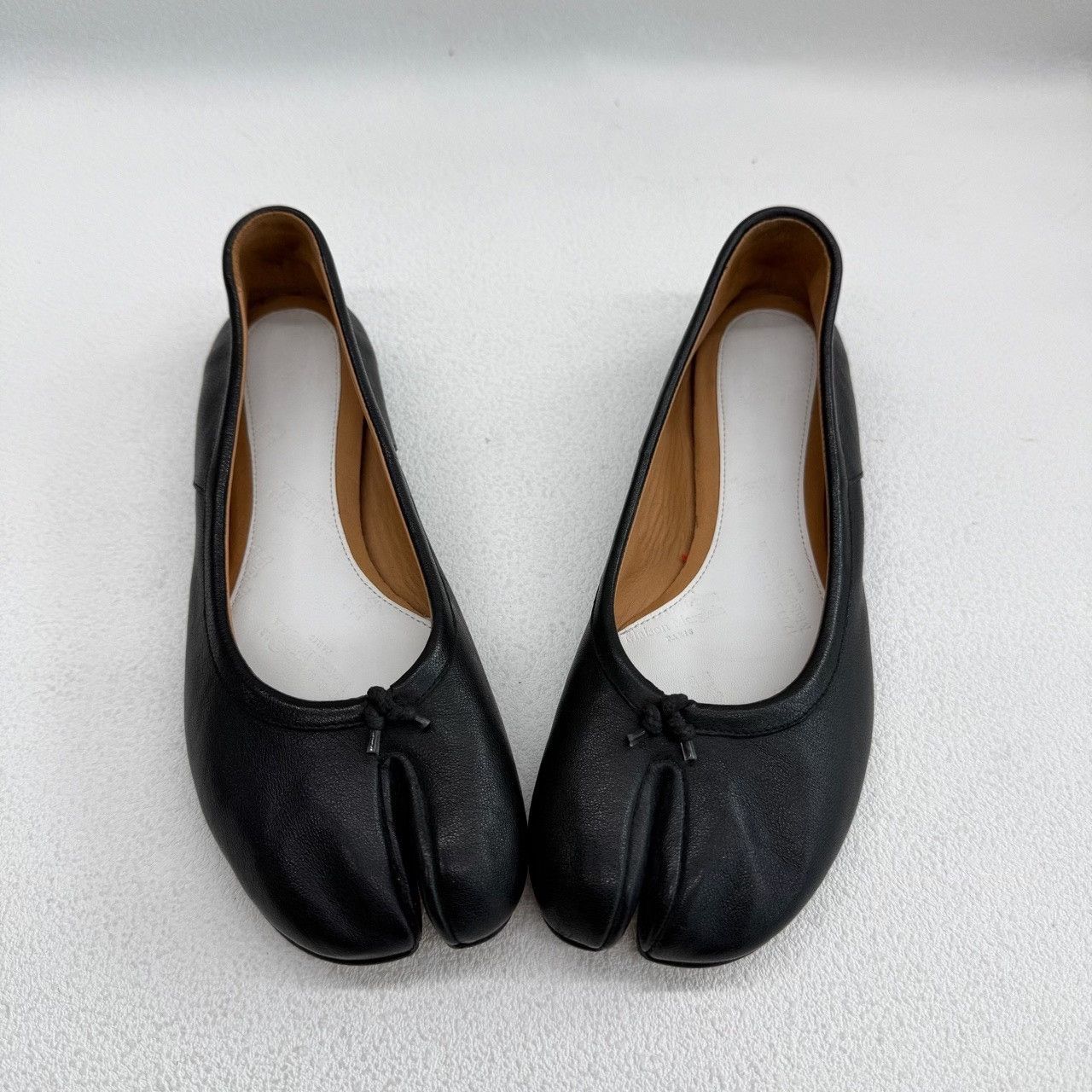 Maison Margiela Maison Margiela Black Lowtop Sneakers us_5 Women Size US 5 / IT 35 - 9 Thumbnail