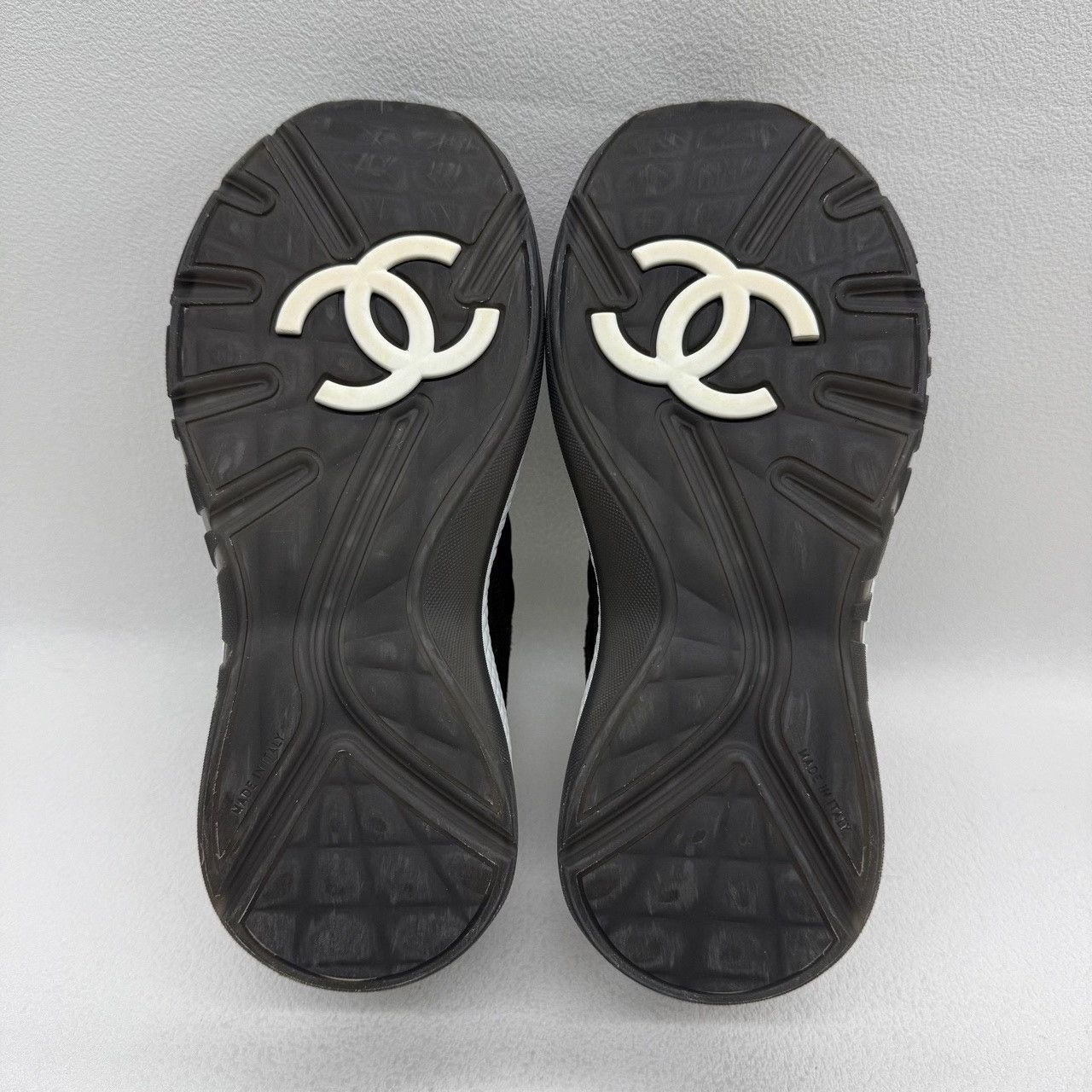 Chanel Chanel Casual Plaid Black Lowtop Sneakers us_6-5 Women Size US 6.5 / IT 36.5 - 7 Thumbnail