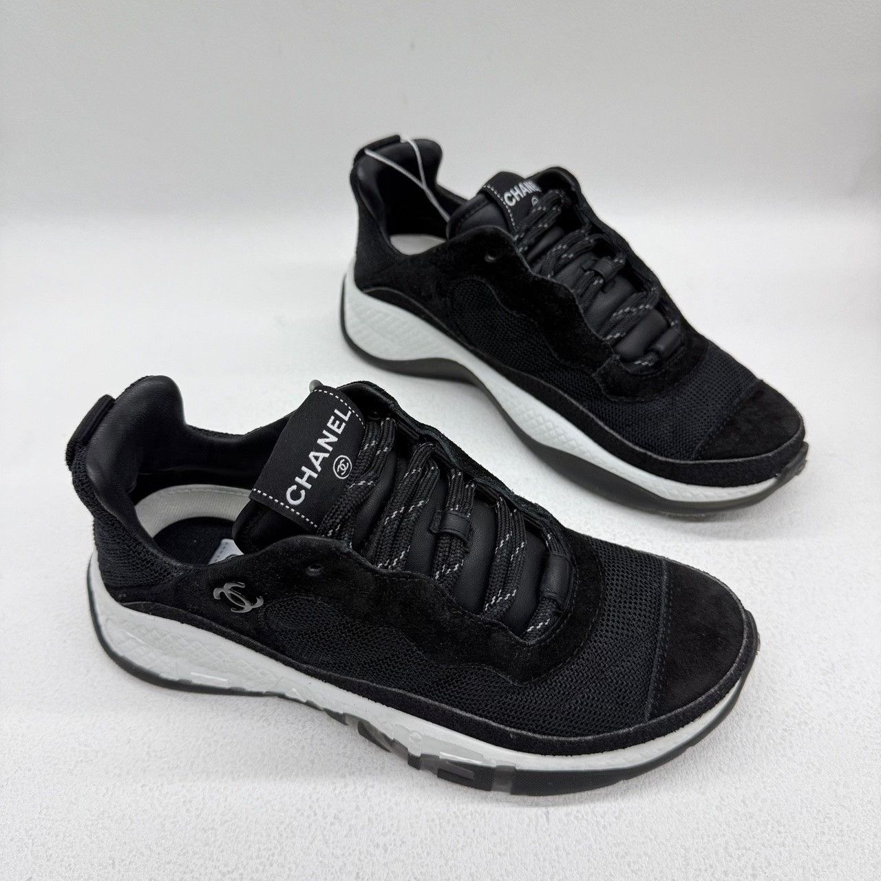 Chanel Chanel Casual Plaid Black Lowtop Sneakers us_6-5 Women Size US 6.5 / IT 36.5 - 3 Thumbnail