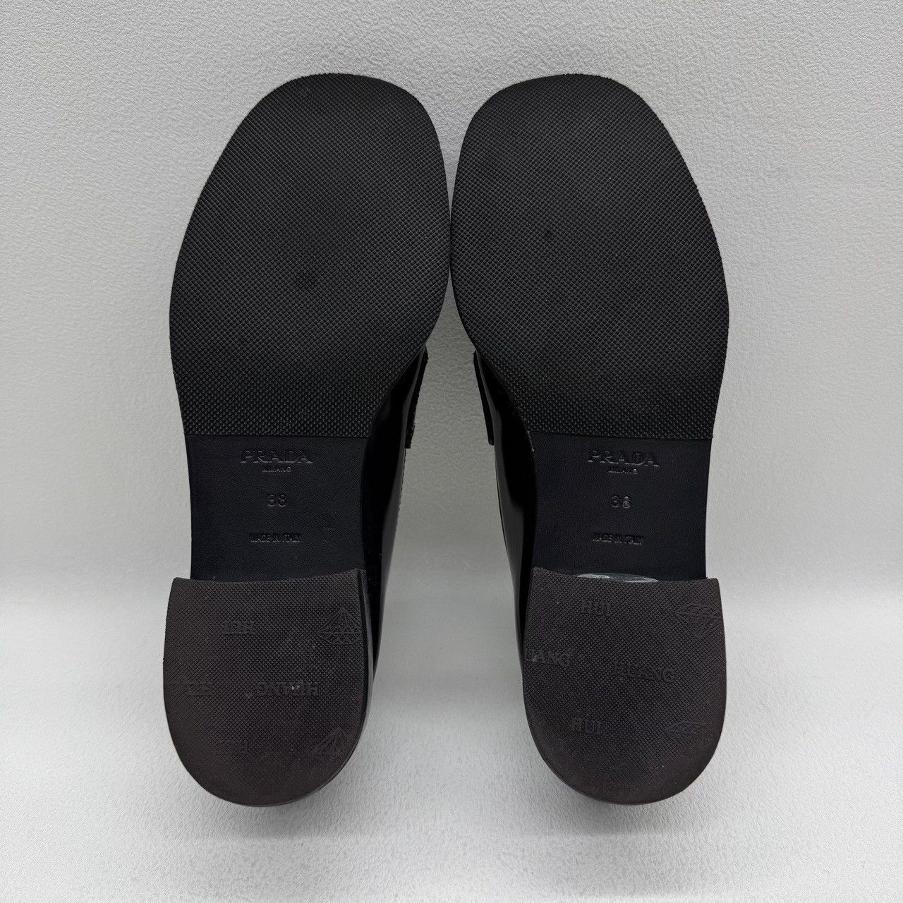 Prada Prada Black Lowtop Sneakers us_7-5 Women Size US 7.5 / IT 37.5 - 6 Thumbnail