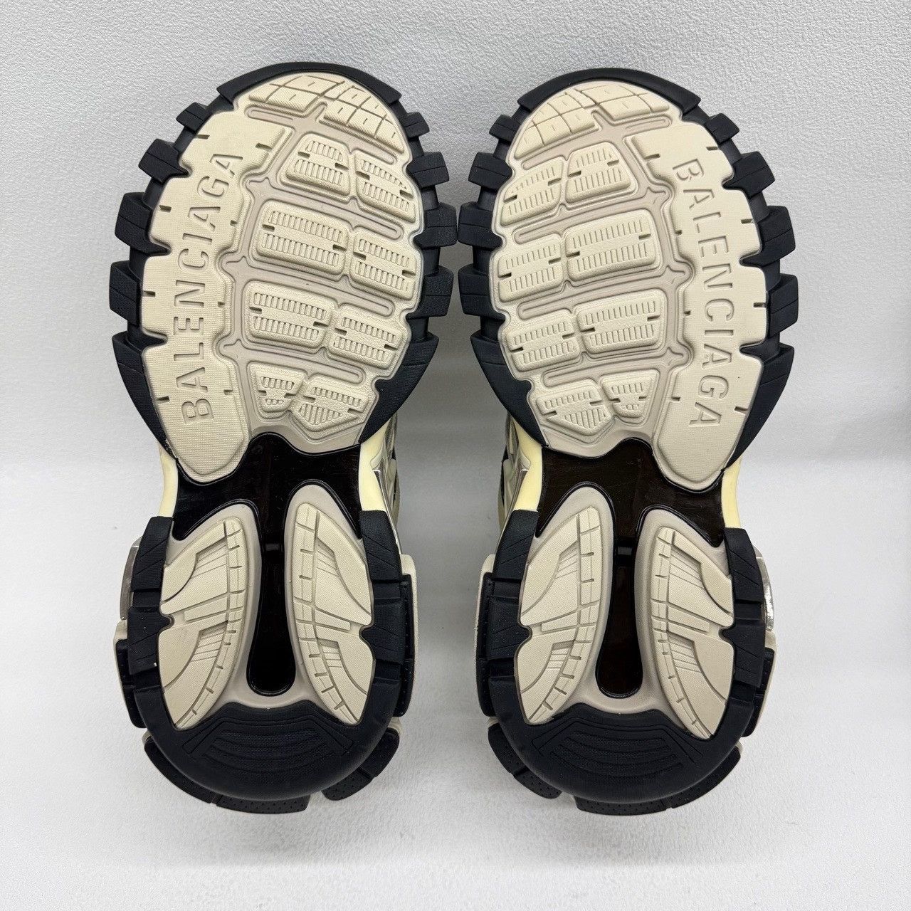 Balenciaga Balenciaga Multi Lowtop Sneakers 9 Men Size US 9 / EU 42 - 7 Thumbnail