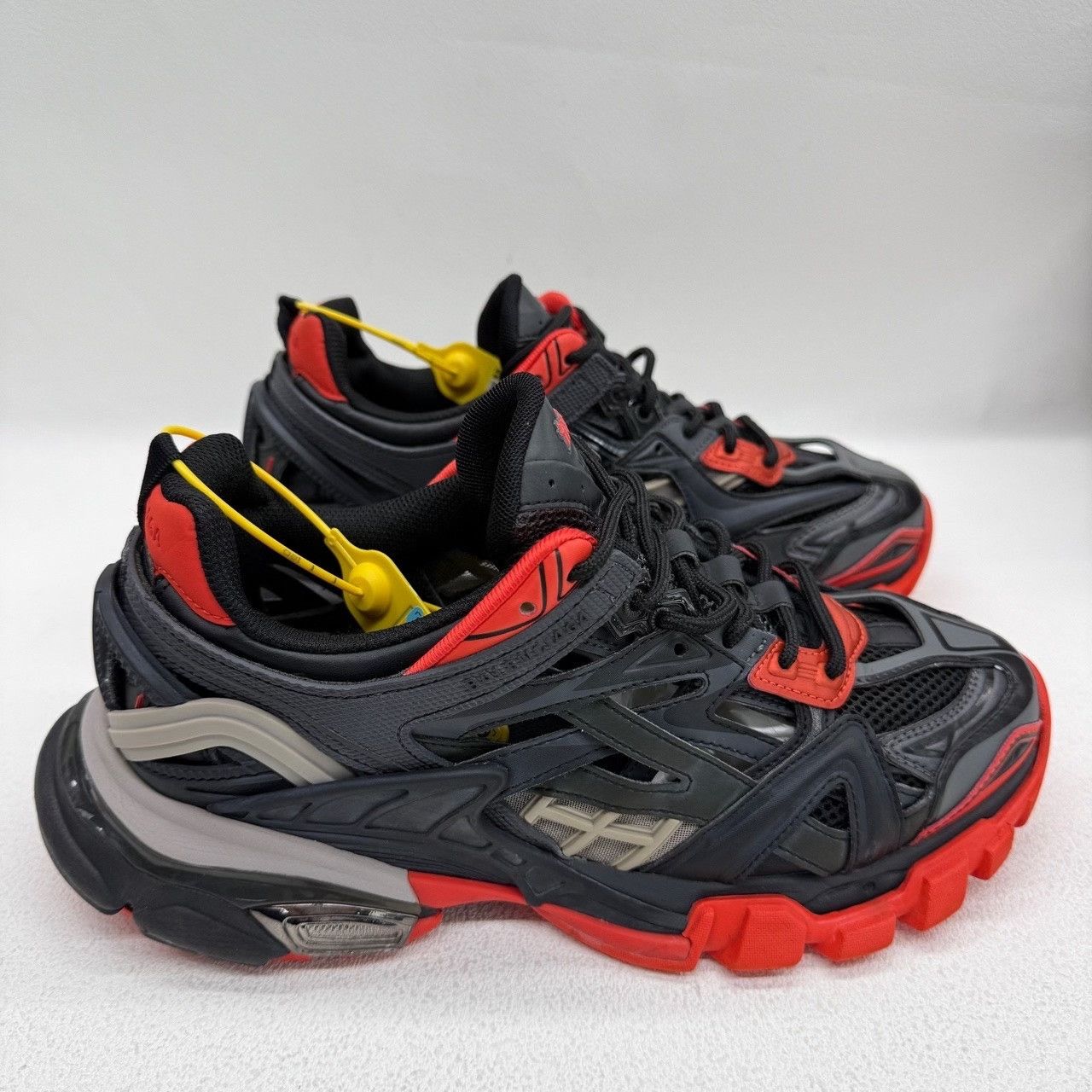Balenciaga Balenciaga Black Lowtop Sneakers 8.5 Men Size US 8.5 / EU 41-42 - 4 Thumbnail