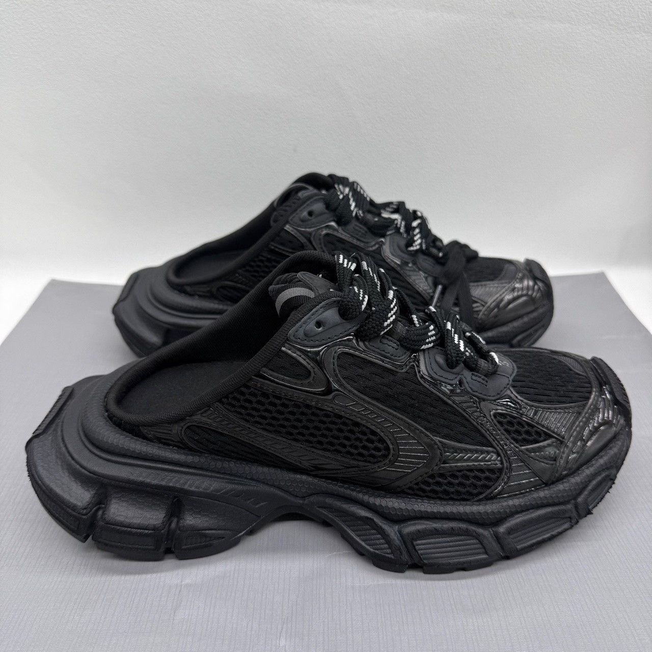 Balenciaga Balenciaga Distressed Black Sandals us_6-5 Women Size US 6.5 / IT 36.5 - 4 Thumbnail