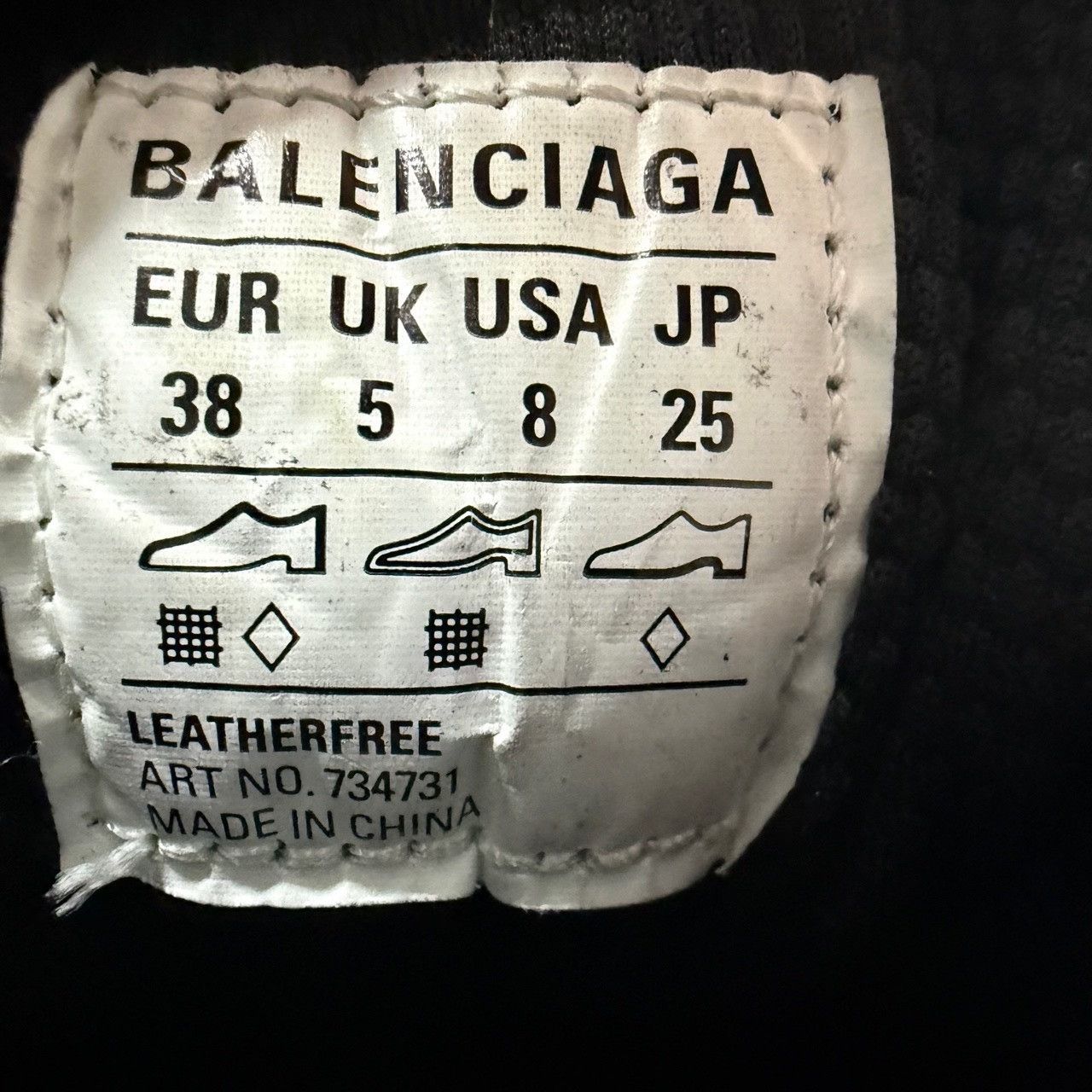 Balenciaga Balenciaga Mesh Black Lowtop Sneakers us_7-5 Women Size US 7.5 / IT 37.5 - 6 Thumbnail