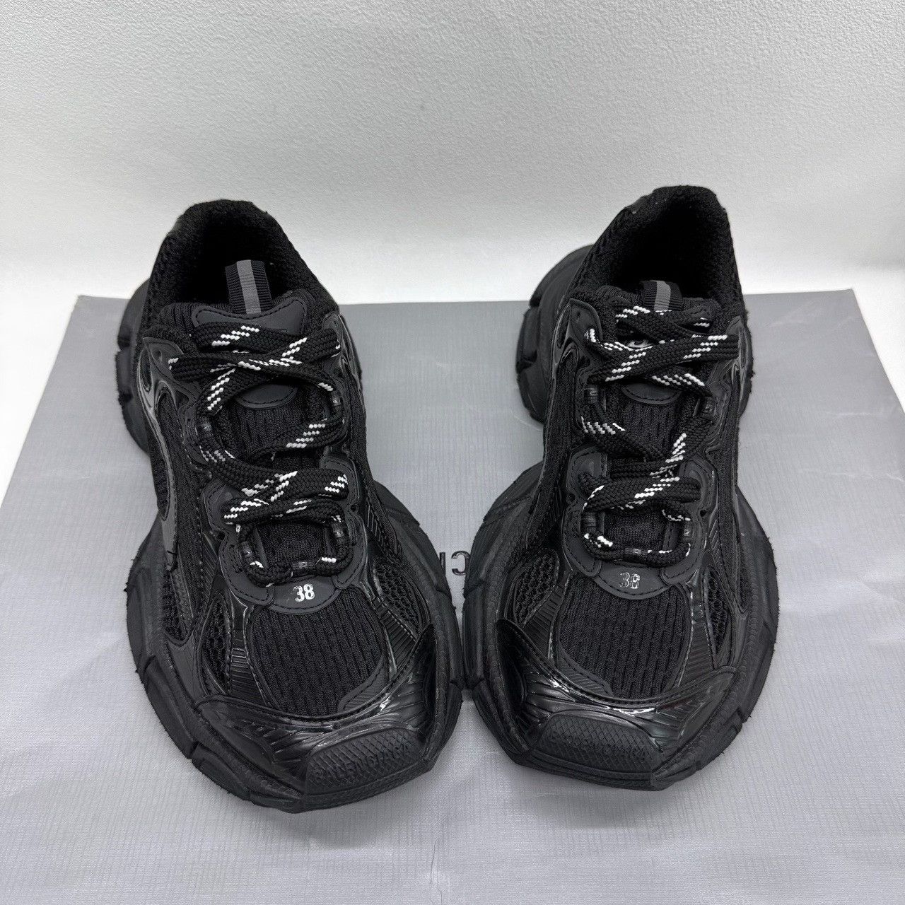 Balenciaga Balenciaga Mesh Black Lowtop Sneakers us_7-5 Women Size US 7.5 / IT 37.5 - 9 Thumbnail