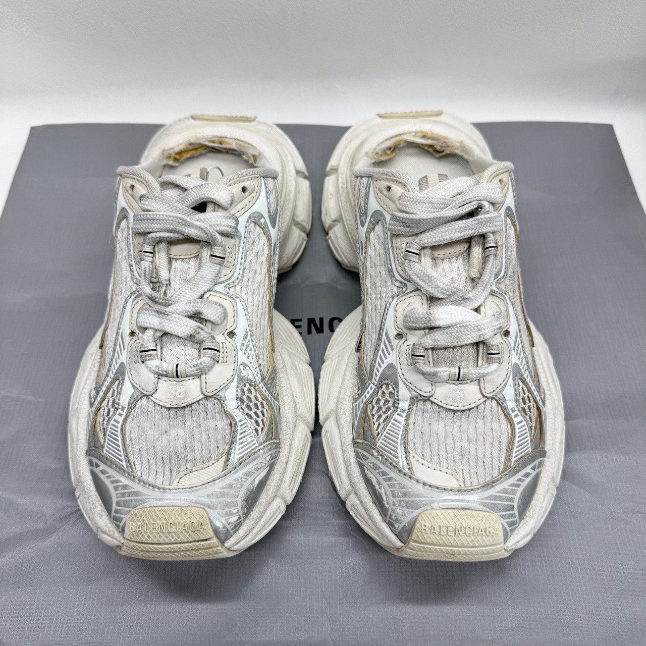 Balenciaga Balenciaga Distressed White Sandals us_7-5 Women Size US 7.5 / IT 37.5 - 2 Thumbnail