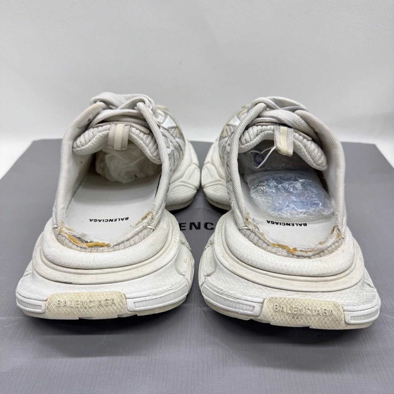 Balenciaga Balenciaga Distressed White Sandals us_7-5 Women Size US 7.5 / IT 37.5 - 5 Thumbnail