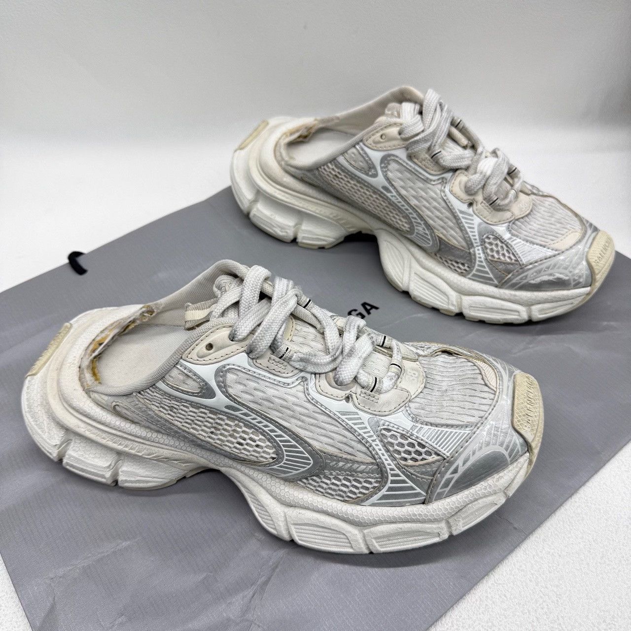 Balenciaga Balenciaga Distressed White Sandals us_7-5 Women Size US 7.5 / IT 37.5 - 3 Thumbnail