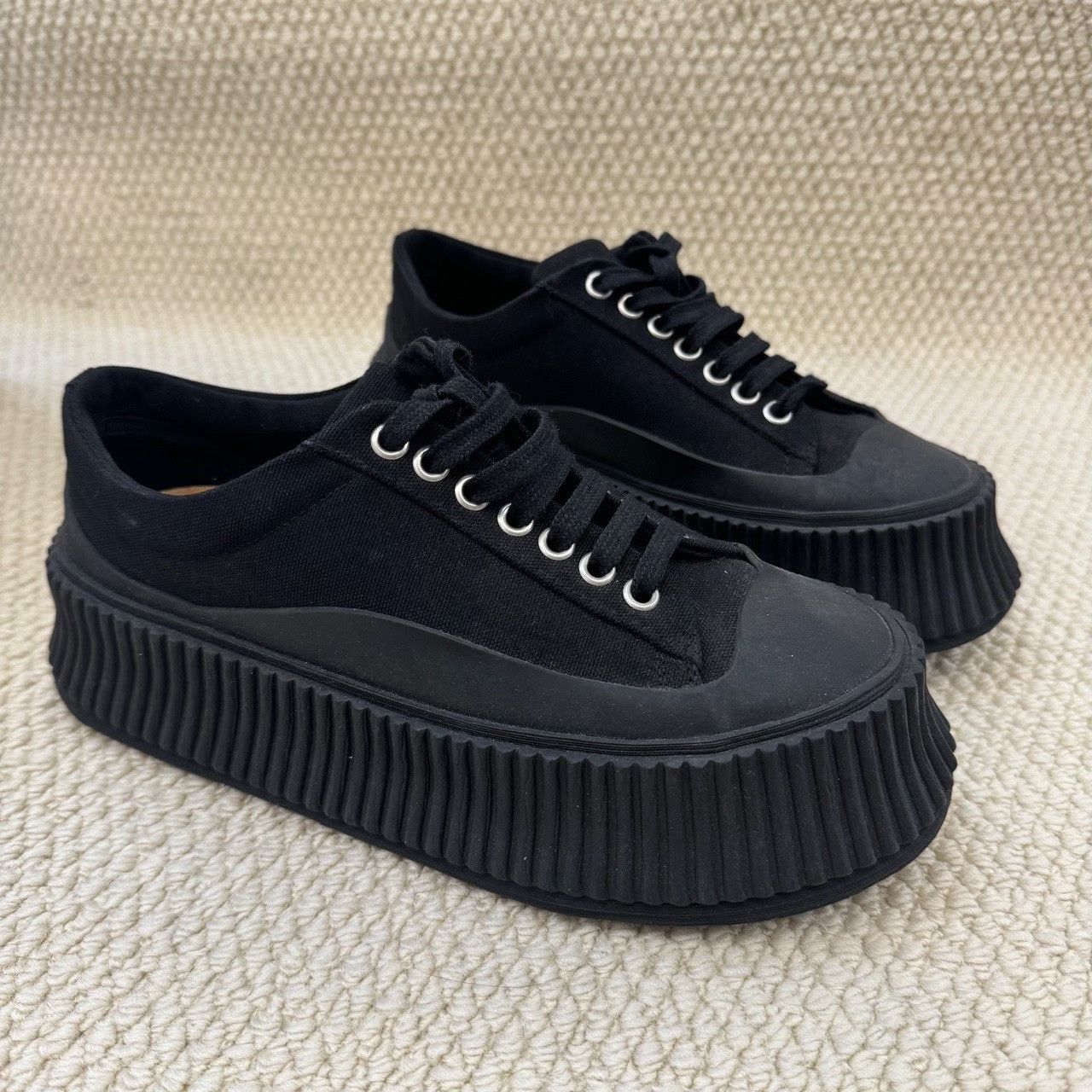 Jil Sander Jil Sander Black Lowtop Sneakers us_5 Women Size US 5 / IT 35 - 4 Thumbnail