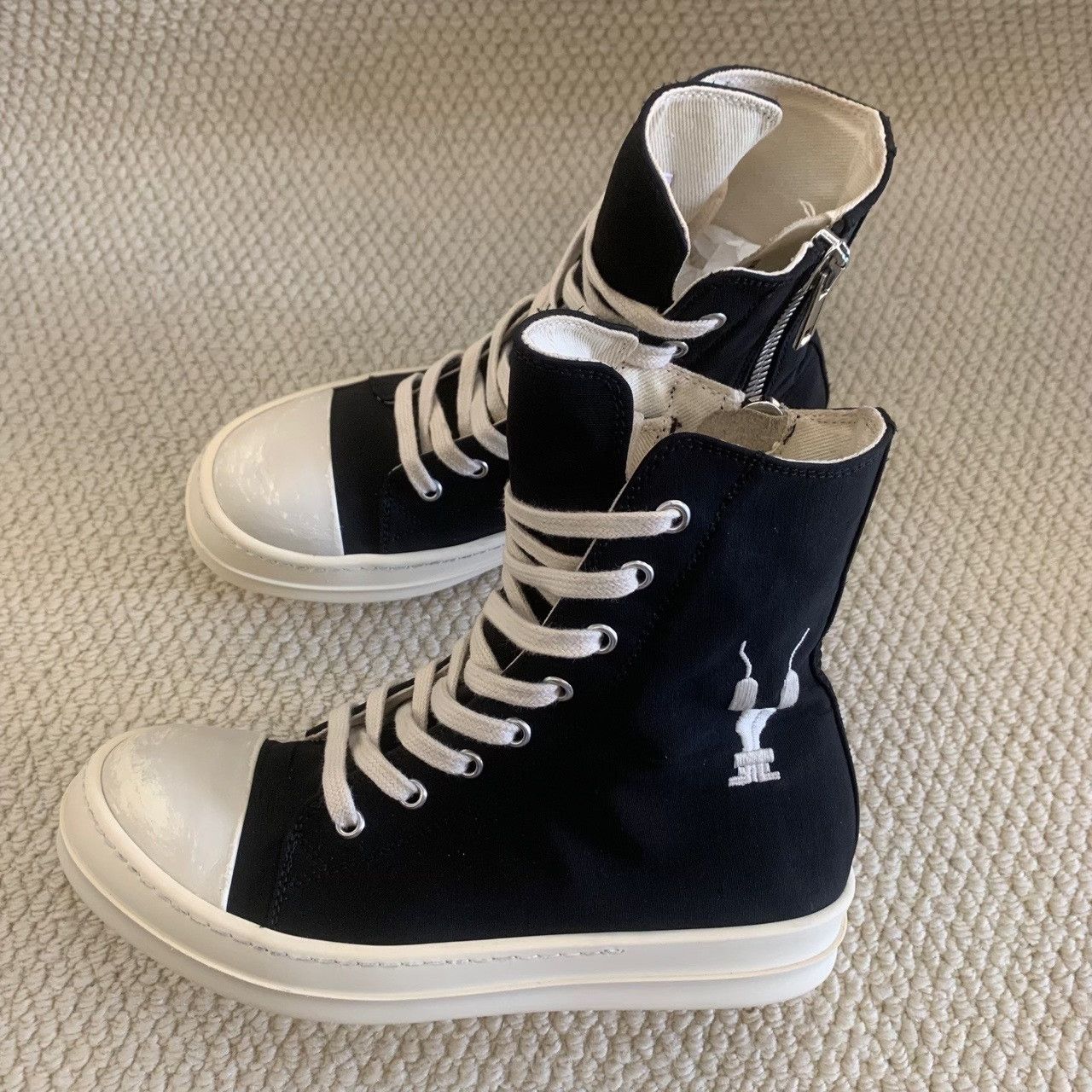 Rick Owens Rick Owens Canvas Lowtop Sneakers us_6-5 Women Size US 6.5 / IT 36.5 - 5 Thumbnail