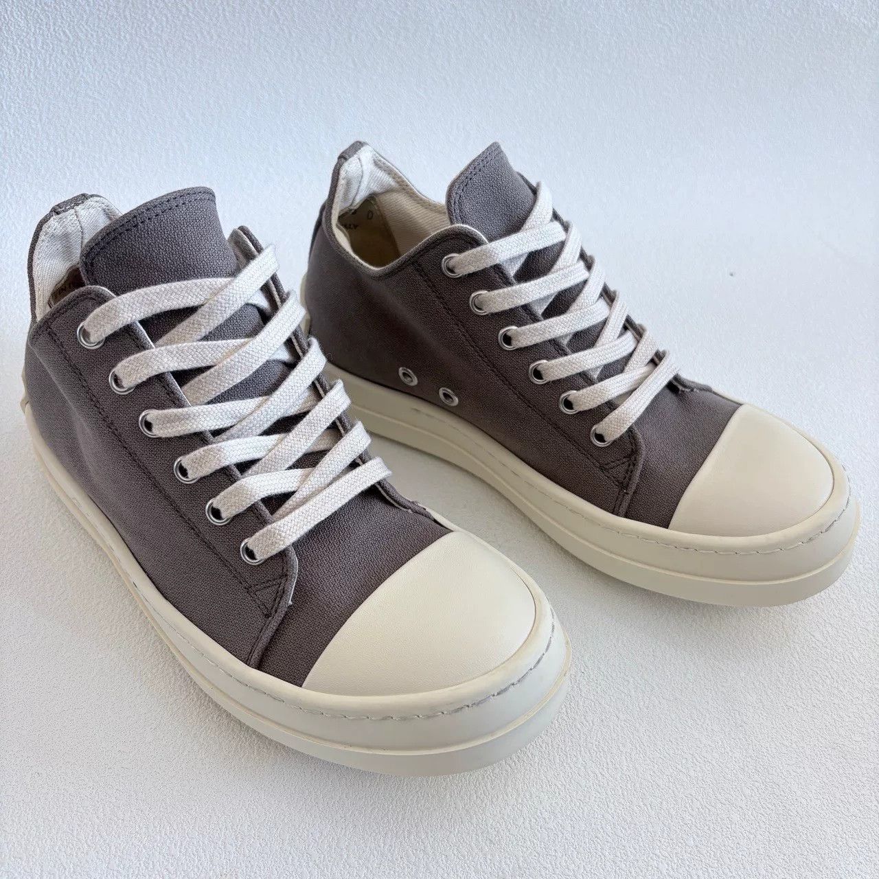 Rick Owens Rick Owens Canvas Gray Lowtop Sneakers us_6 Women Size US 6 / IT 36 - 3 Thumbnail