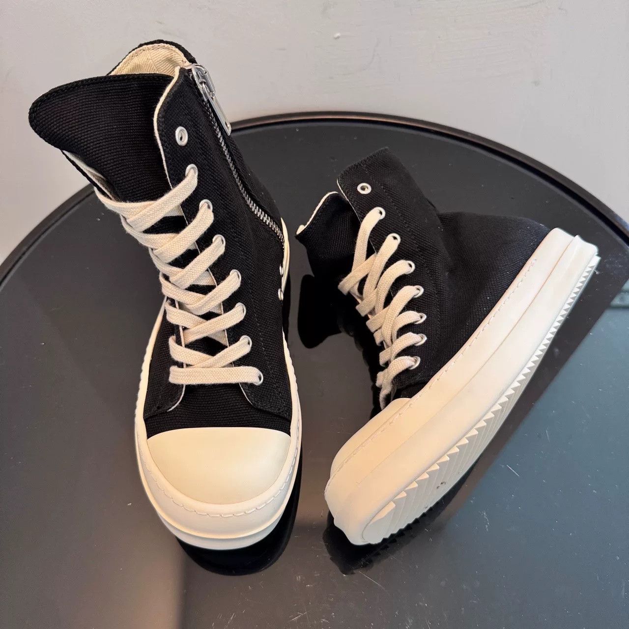 Rick Owens Rick Owens Black Hitop Sneakers us_5 Women Size US 5 / IT 35 - 6 Thumbnail
