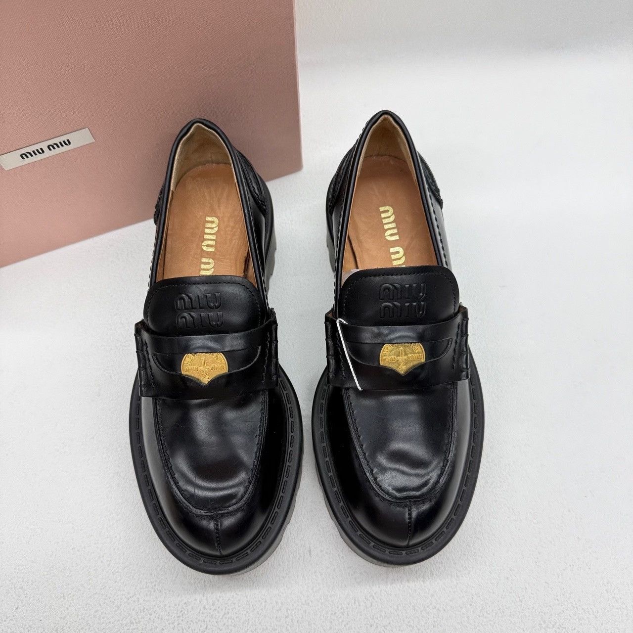 Miu Miu Miu Miu Black Lowtop Sneakers us_6 Women Size US 6 / IT 36 - 3 Thumbnail
