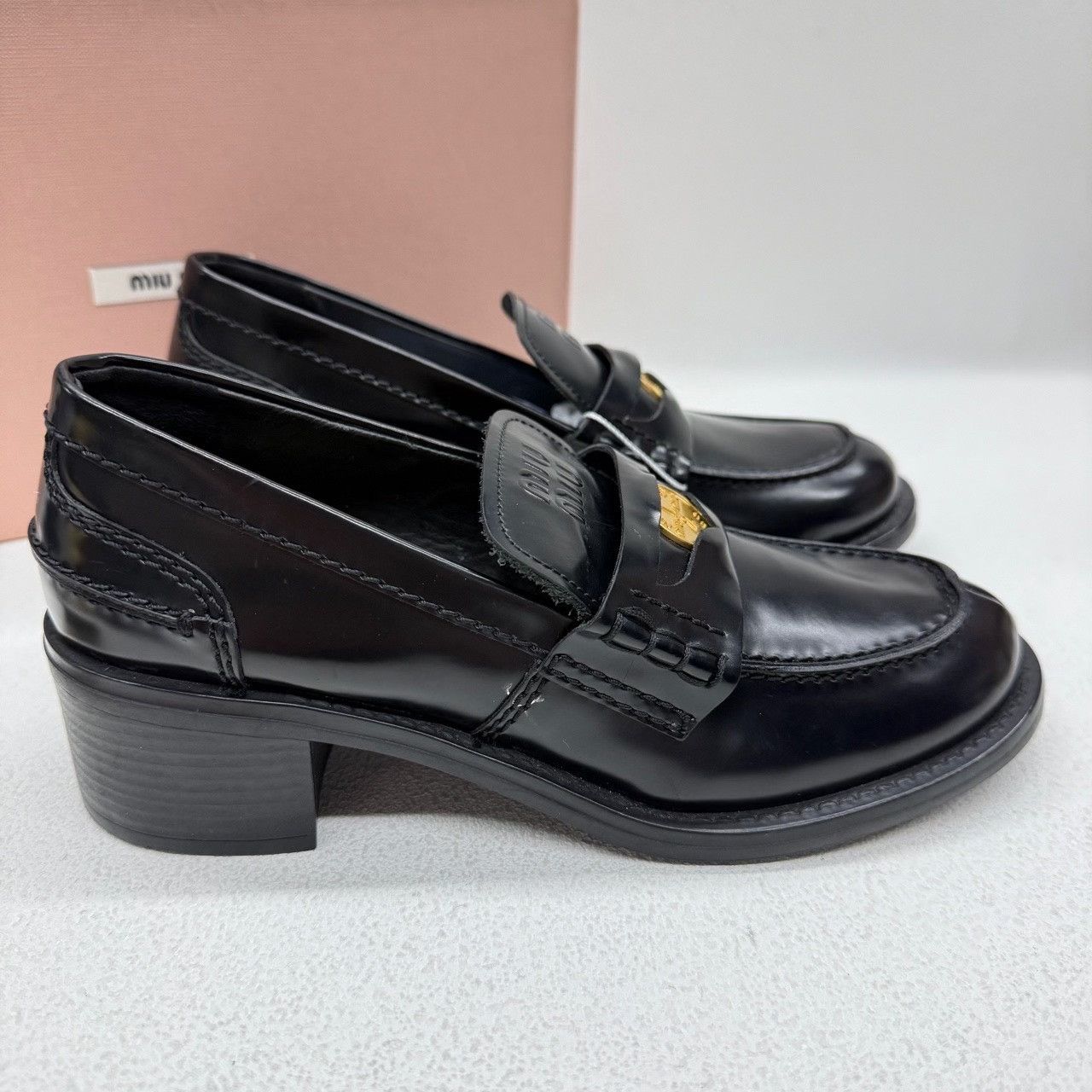 Miu Miu Miu Miu Black Lowtop Sneakers us_5 Women Size US 5 / IT 35 - 5 Thumbnail