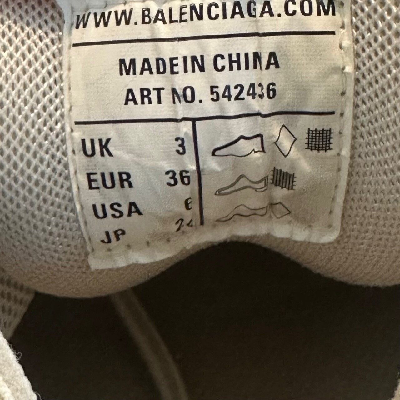 Balenciaga Balenciaga White Lowtop Sneakers us_6 Women Size US 6 / IT 36 - 7 Thumbnail