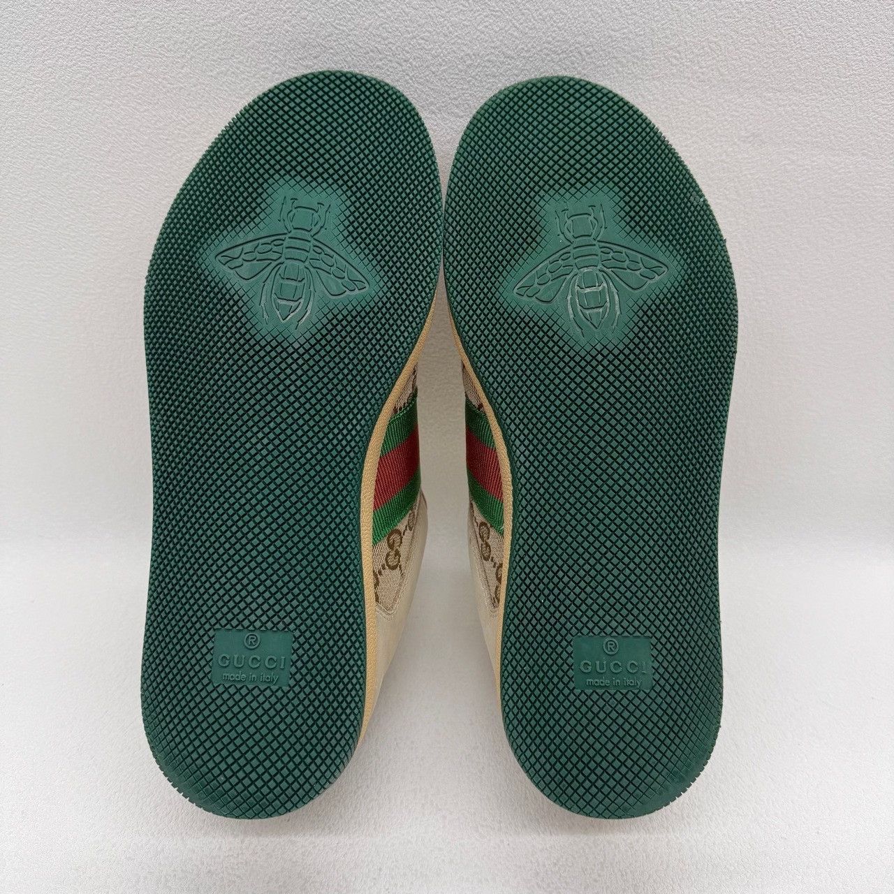 Gucci Gucci Distressed Green Lowtop Sneakers us_6 Women Size US 6 / IT 36 - 7 Thumbnail