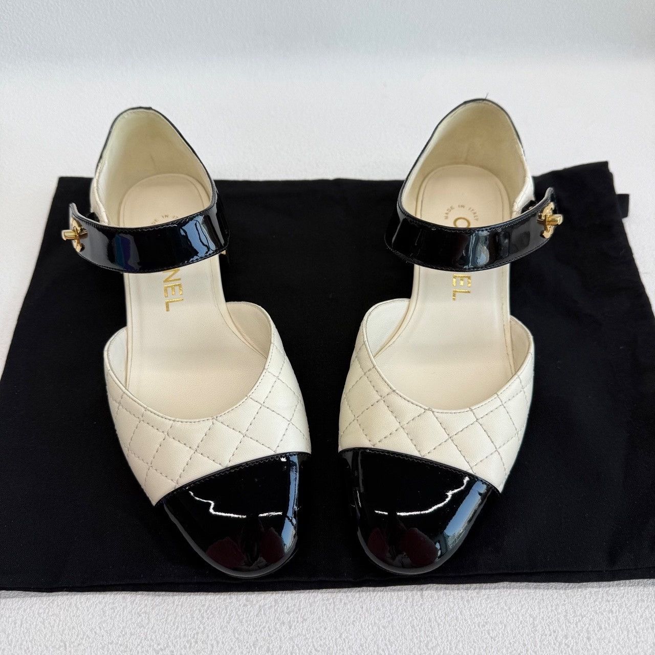Chanel Chanel Plaid Black Lowtop Sneakers us_6 Women Size US 6 / IT 36 - 8 Thumbnail
