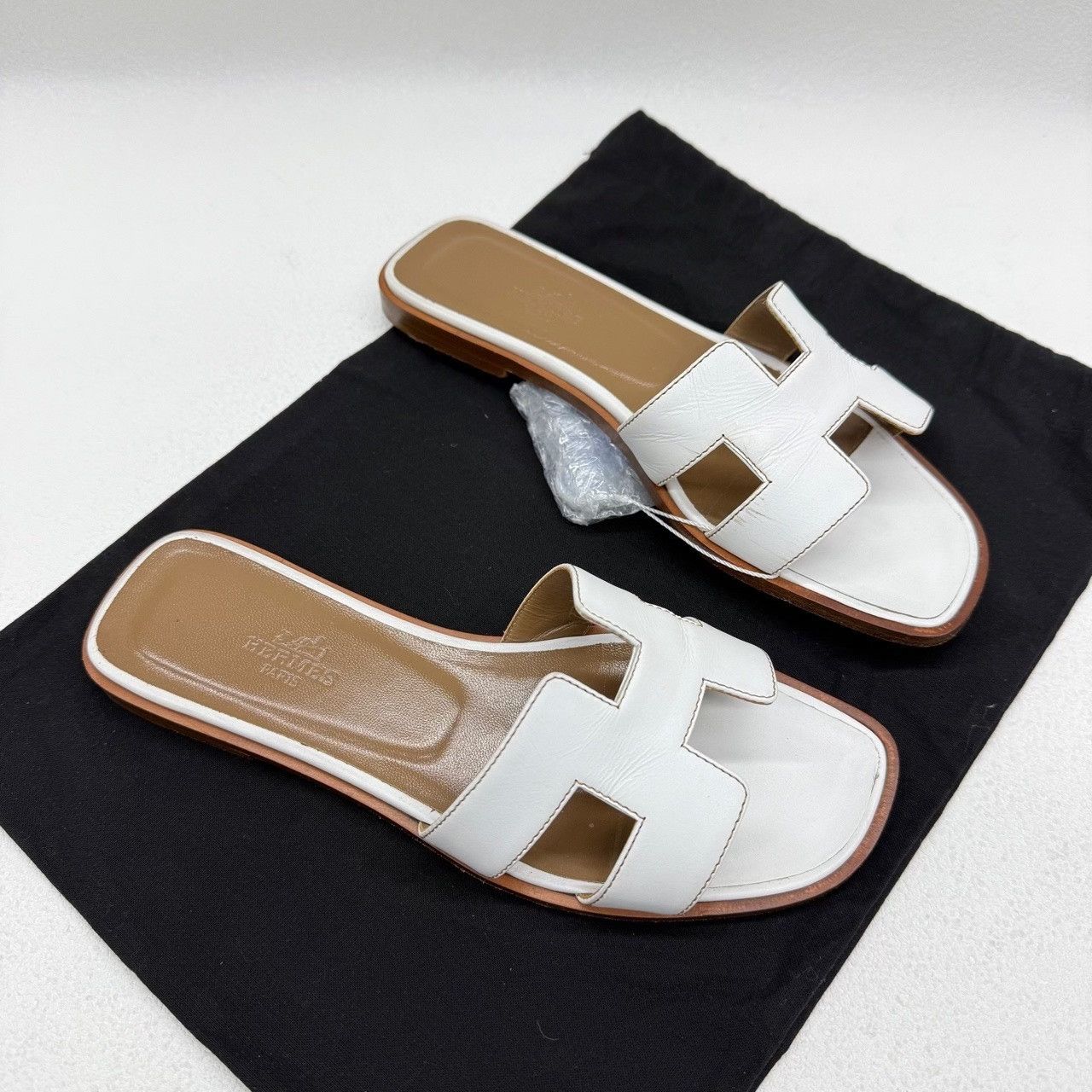 Hermes Hermes White Sandals us_6 Women Size US 6 / IT 36 - 3 Thumbnail
