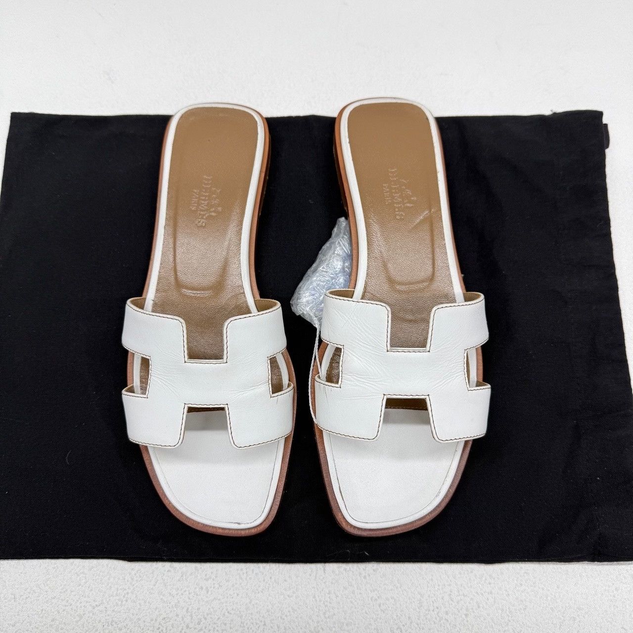Hermes Hermes White Sandals us_6 Women Size US 6 / IT 36 - 2 Thumbnail