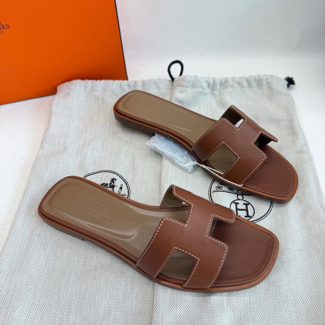Hermes Hermes Brown Sandals us_5 Women Size US 5 / IT 35 - 3 Thumbnail