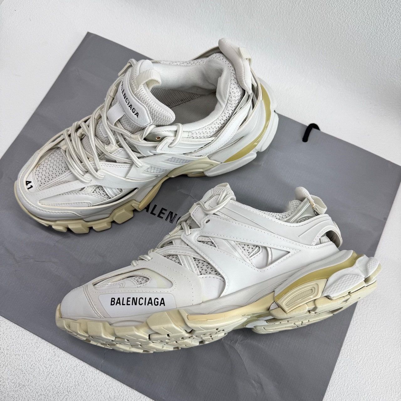 Balenciaga Balenciaga Mesh White Lowtop Sneakers 8.5 Men Size US 8.5 / EU 41-42 - 8 Thumbnail