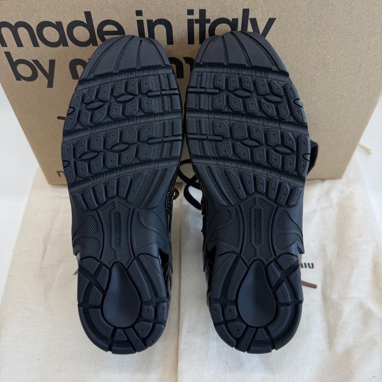 Miu Miu Miu Miu Collab Black Lowtop Sneakers us_6 Women Size US 6 / IT 36 - 7 Thumbnail