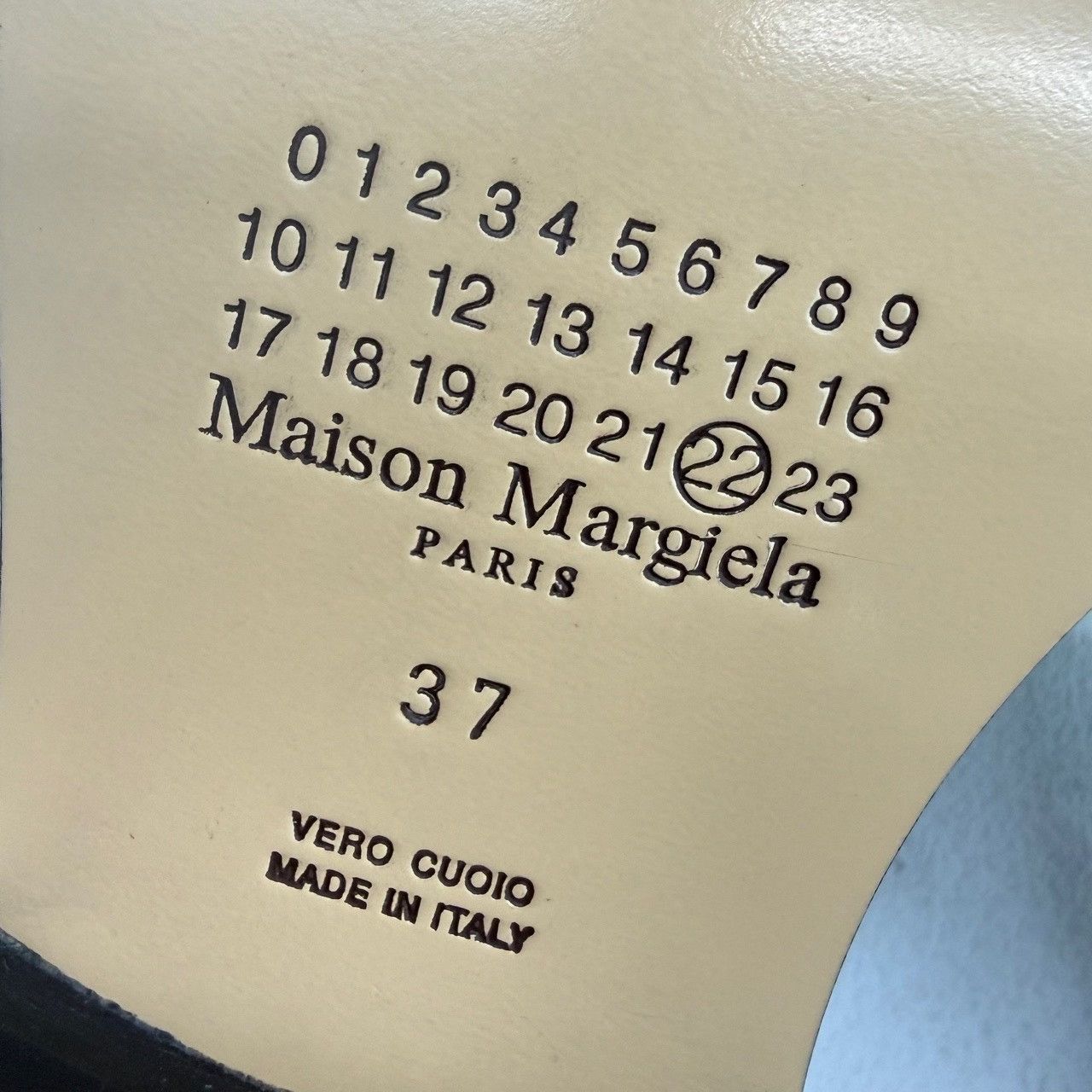 Maison Margiela Maison Margiela Black Lowtop Sneakers us_6-5 Women Size US 6.5 / IT 36.5 - 7 Thumbnail
