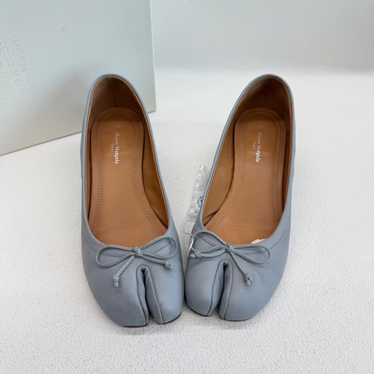 Maison Margiela Maison Margiela Blue Lowtop Sneakers us_6 Women Size US 6 / IT 36 - 9 Thumbnail