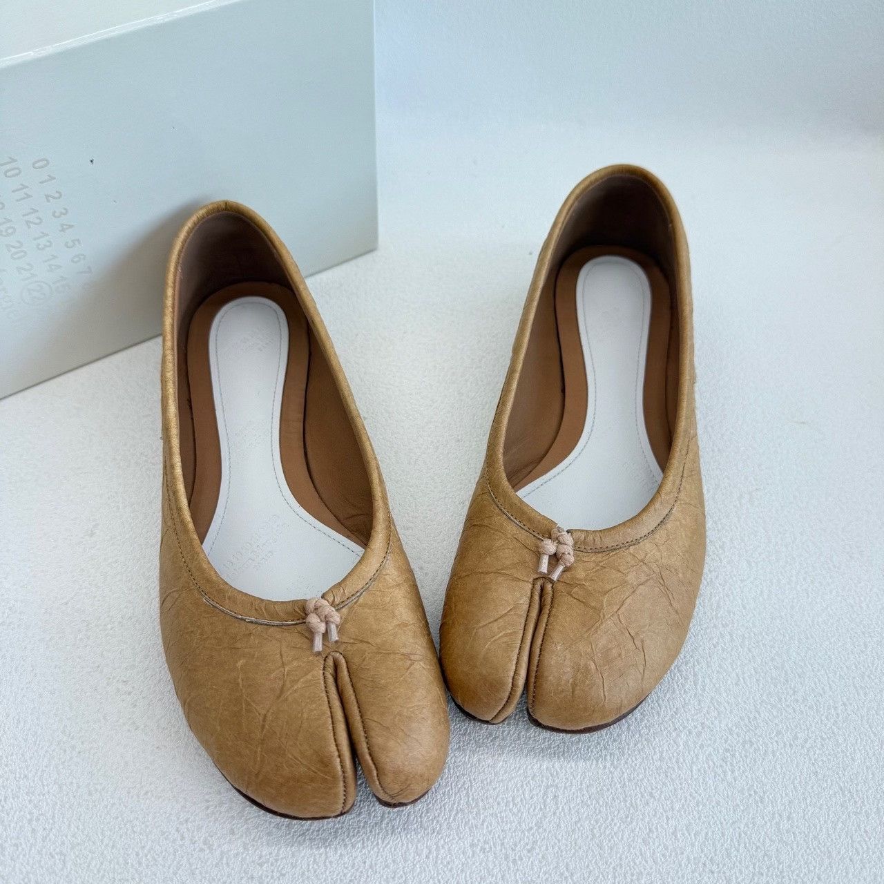 Maison Margiela Maison Margiela Leather Brown Lowtop Sneakers us_5 Women Size US 5 / IT 35 - 8 Thumbnail