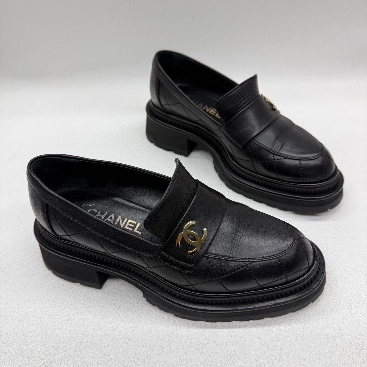 Chanel Chanel Plaid Black Lowtop Sneakers us_6 Women Size US 6 / IT 36 - 3 Thumbnail