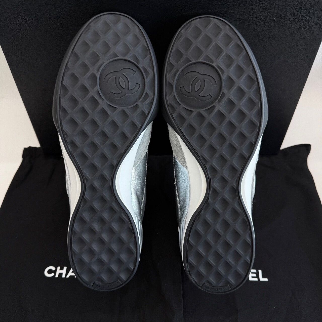 Chanel Chanel Silver Lowtop Sneakers us_8-5 Women Size US 8.5 / IT 38.5 - 8 Thumbnail