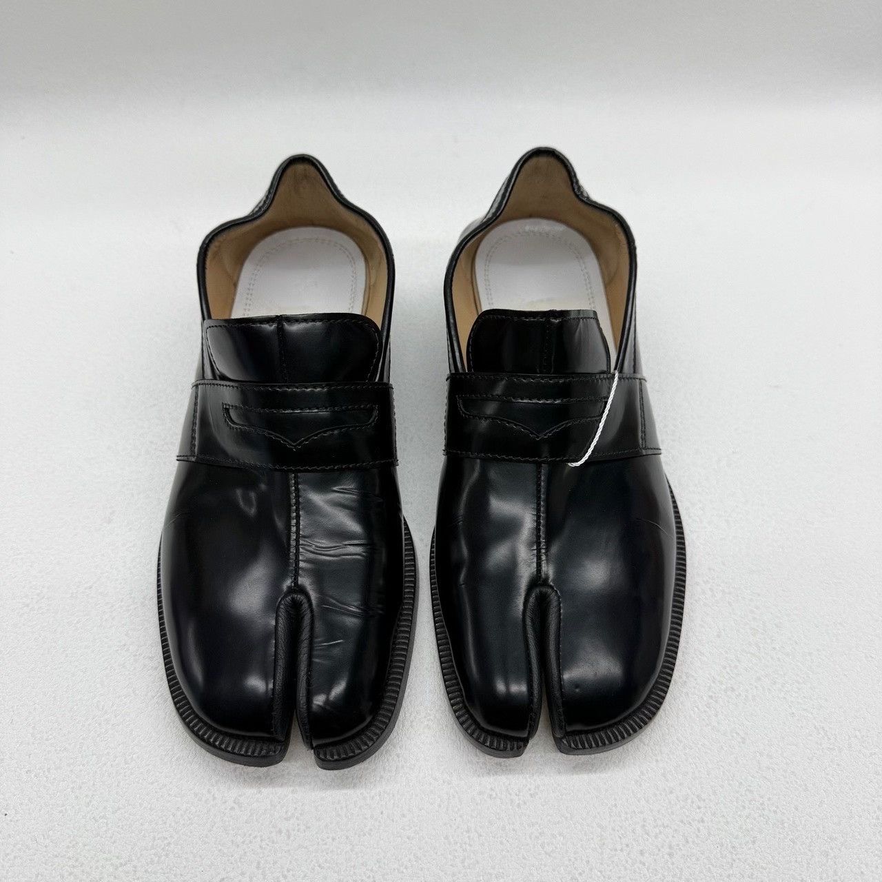 Maison Margiela Maison Margiela Black Lowtop Sneakers us_5 Women Size US 5 / IT 35 - 2 Thumbnail