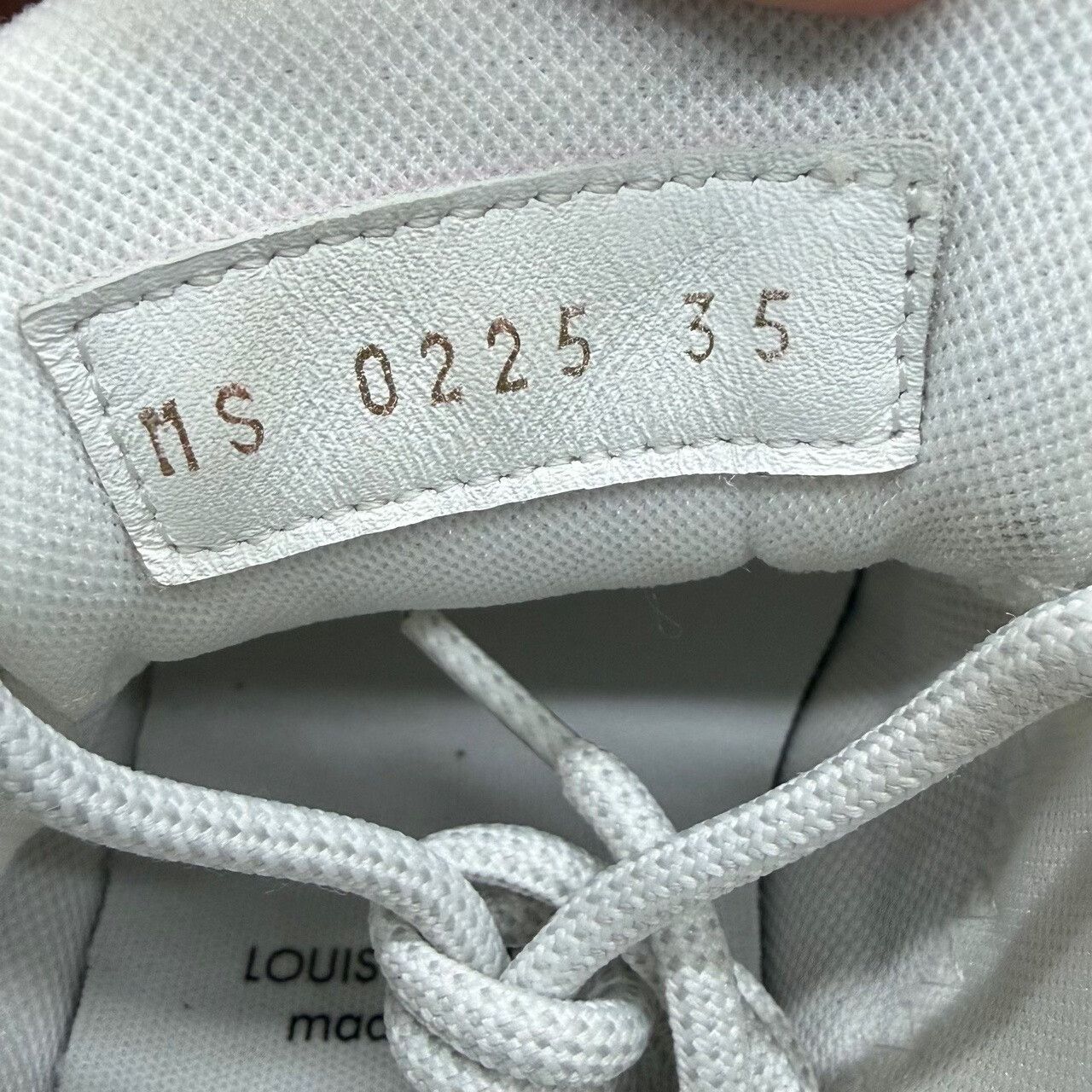 Louis Vuitton Louis Vuitton White Lowtop Sneakers us_5 Women Size US 5 / IT 35 - 5 Thumbnail
