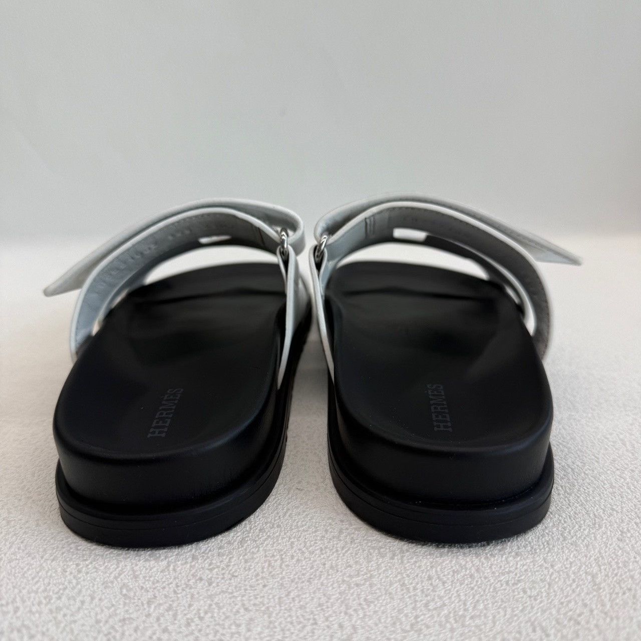 Hermes Hermes White Sandals us_5 Women Size US 5 / IT 35 - 5 Thumbnail
